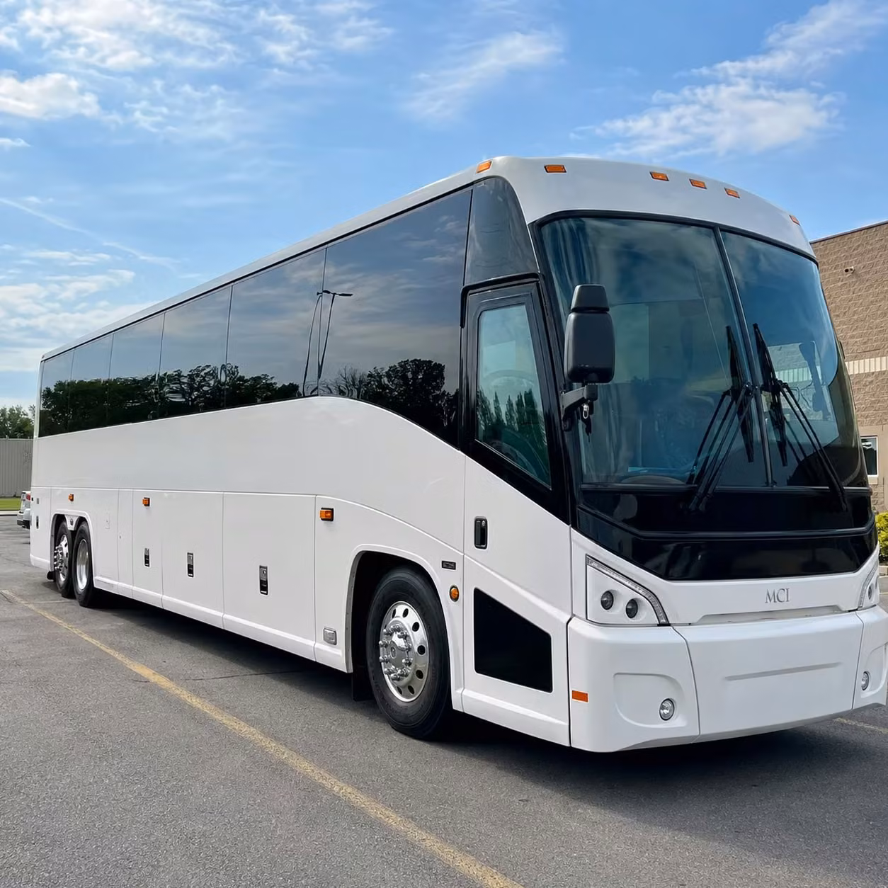 sunday service shuttle buses for salinas congregations